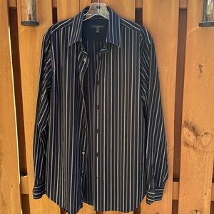 BANANA REPUBLIC- Slim Fit. Black/White/Grey, Button Down, Long Sleeve Sh…